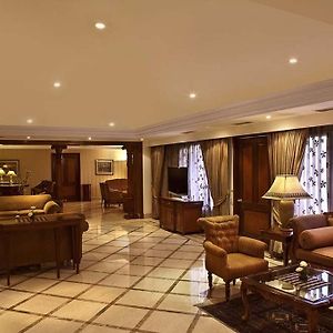Suite Return Airport Transfers